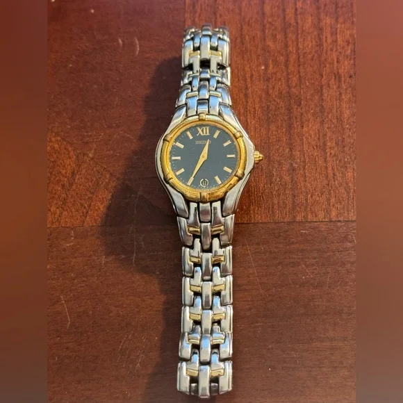Seiko | Accessories | Seiko Twotone Watch With Gold And  display picture 3